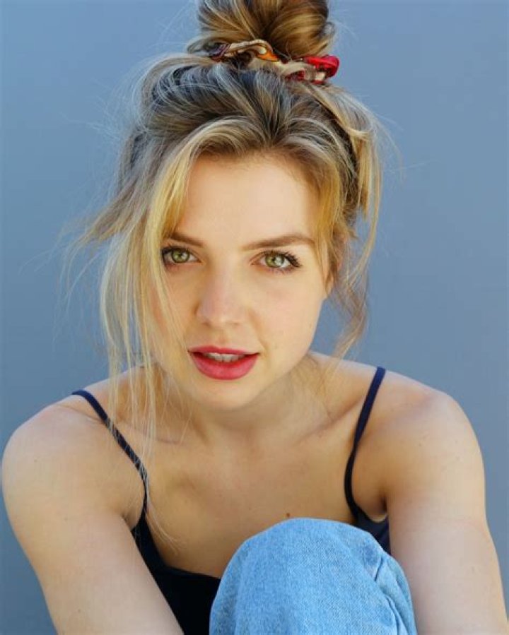Anna Grace Barlow (tvactress) Wiki,Age,Birthday,Biography,Height,Net Worth .. |