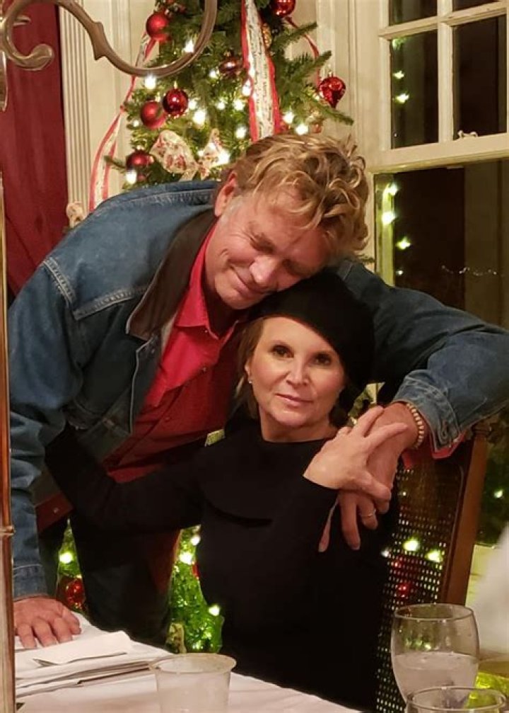 Are John and Rob Schneider related? Who is John Schneider’s brother?