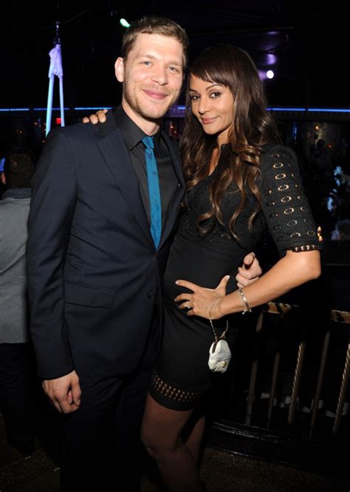 How tall is Joseph Morgan