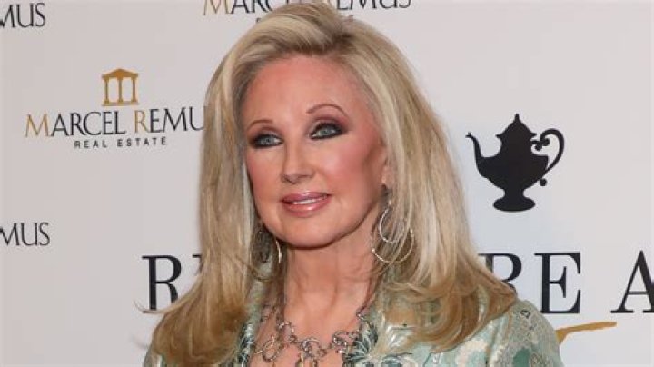 How tall is Morgan Fairchild